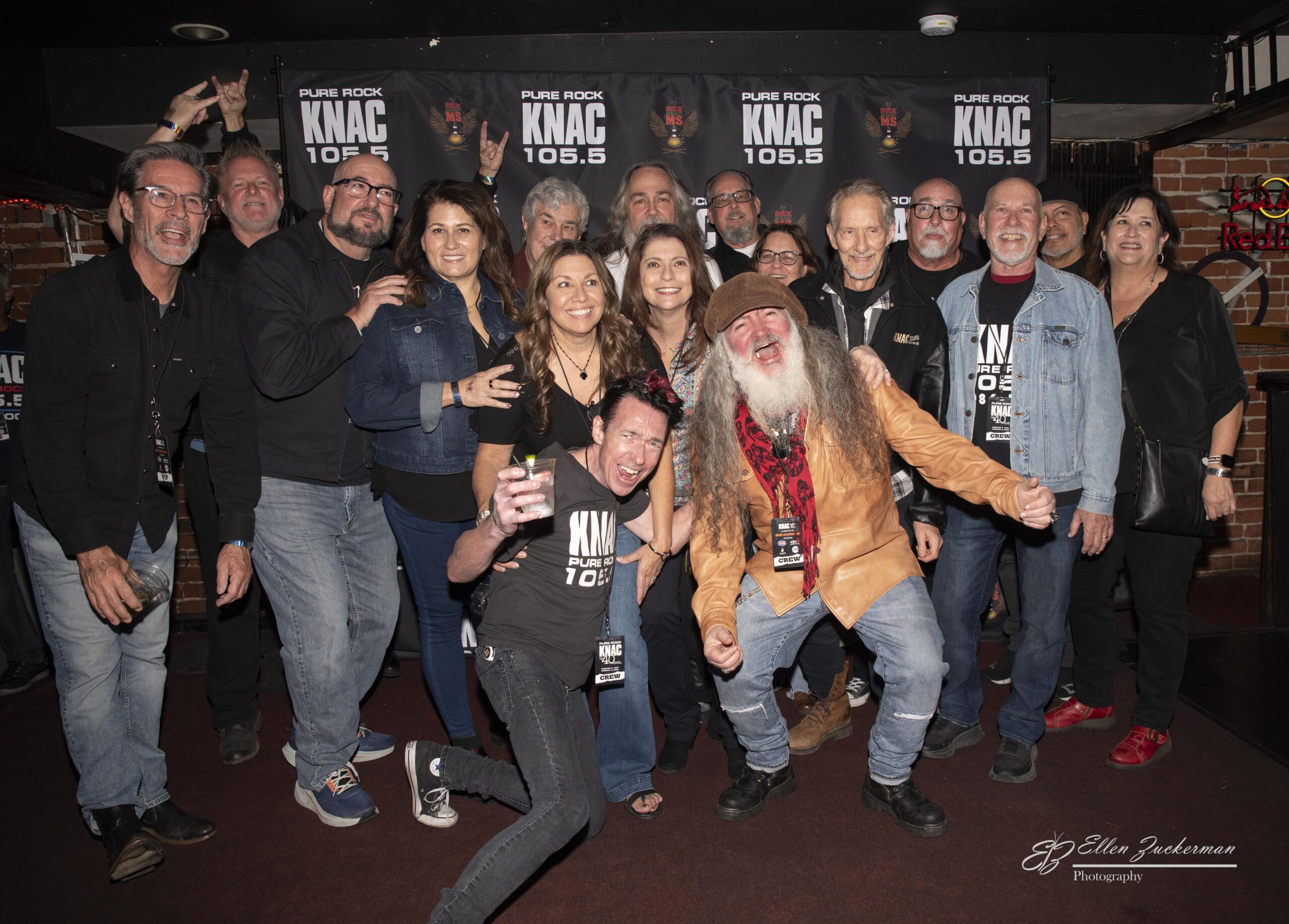 KNAC40 Photos